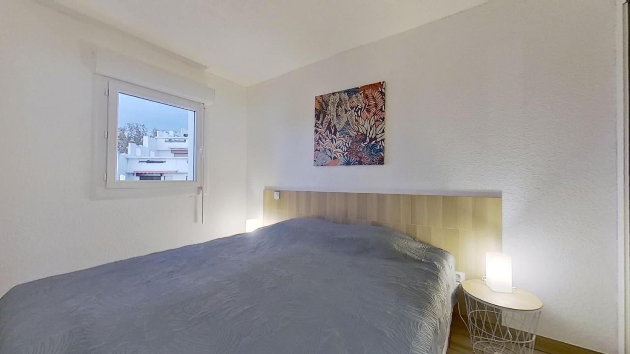 Cnn Ulysse 1 - Appartement Vue Mer Avec Garage Ла Гранде-Моте Екстериор снимка